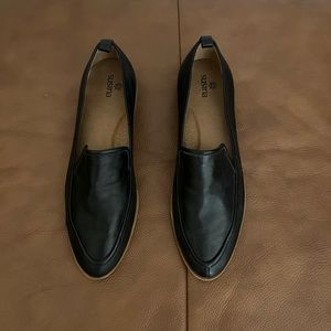 Susina Womens Size 8 Black Leather Loafer Shoes 58665